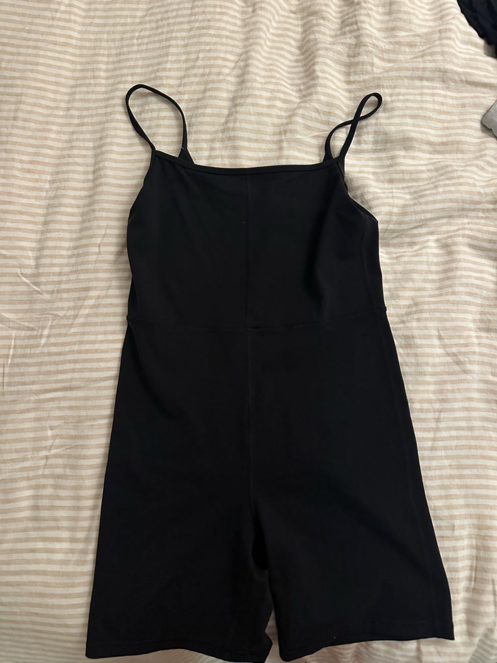Wilfred Free Aritzia Black Spaghetti Strap Romper Size L